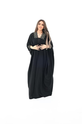 عباية كلوش تطريز اسود وذهبي