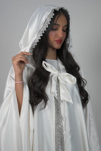 عباية عروس بيضاء البرق