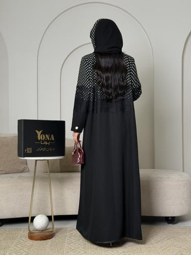 عباية بليزر سوداء فاخرة مدموجة بقماش منقط (بولكا د...