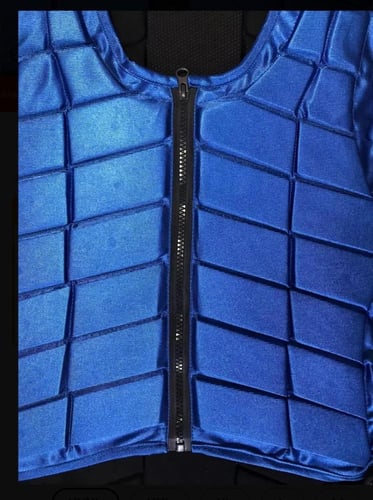 درع حمايه للفارس