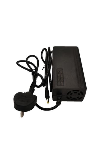 بطارية ليثيوم لايفبوفور متنقلة 200 امبير