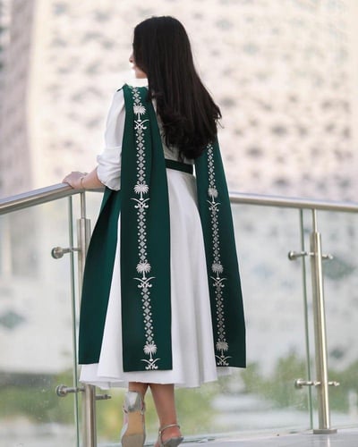 فستان اليوم الوطني