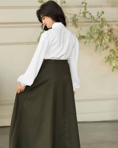 مريول متوسط لون زيتي