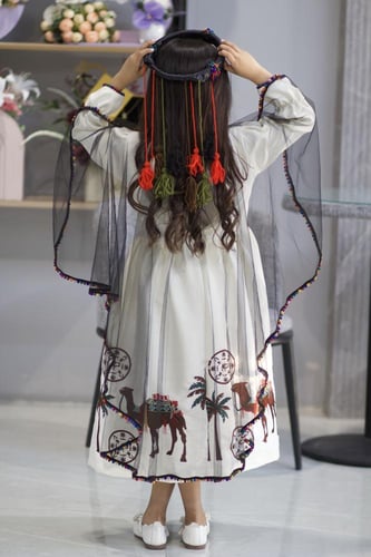 فستان التاسيس