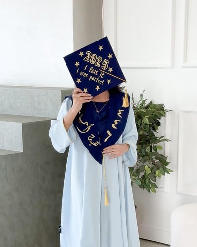 عباية تخرج 2025