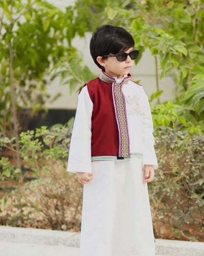 سديري احمر ممزوج بنقوش السدو