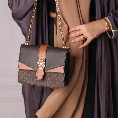 شنطة michael kors