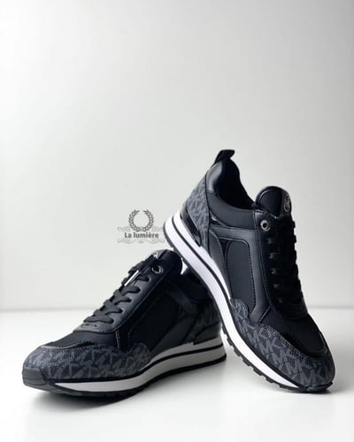 حذاء michael kors