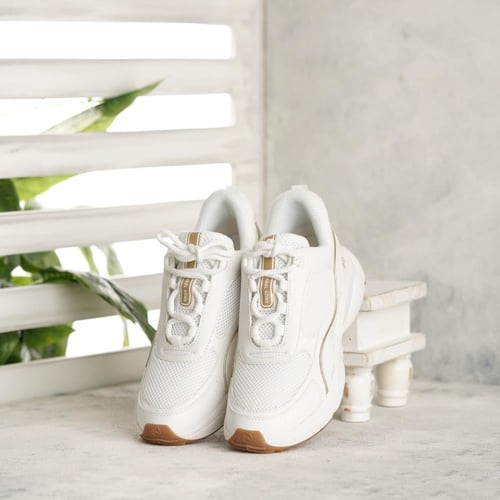 حذاء michael kors