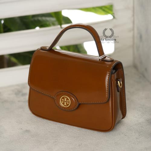 شنطة tory burch