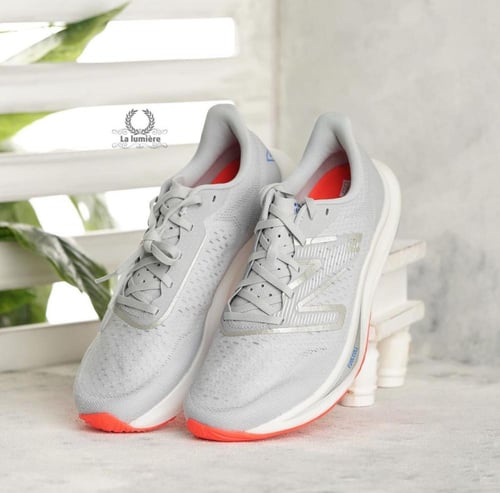 حذاء new balance