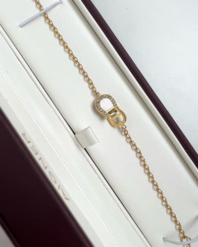 اسوارة aigner