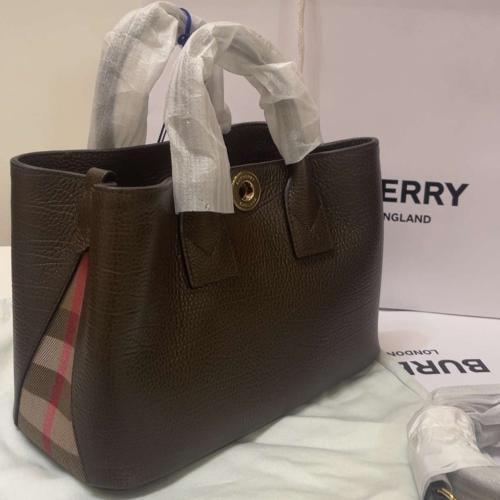 شنطة burberry