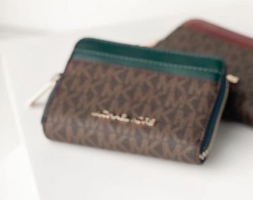 محفظة michael kors