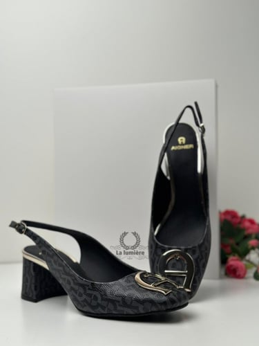 حذاء aigner