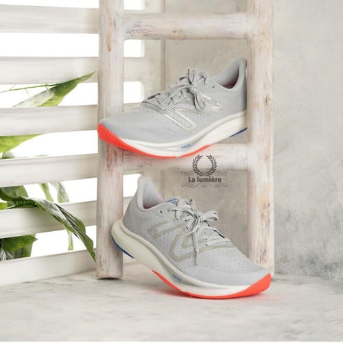 حذاء new balance