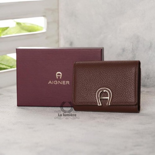 محفظة aigner