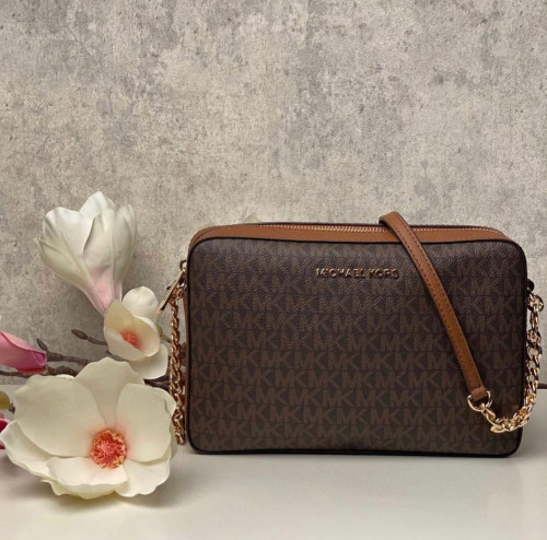 شنطة michael kors