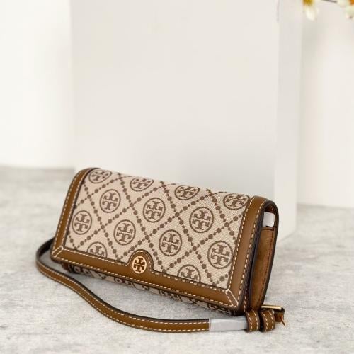 شنطة tory burch