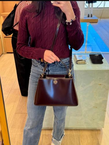 شنطة tory burch