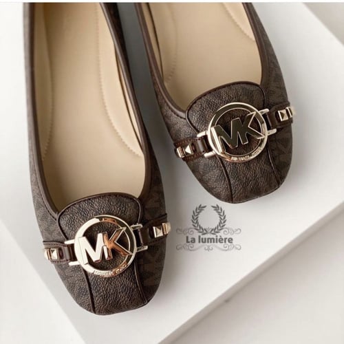 حذاء michael kors