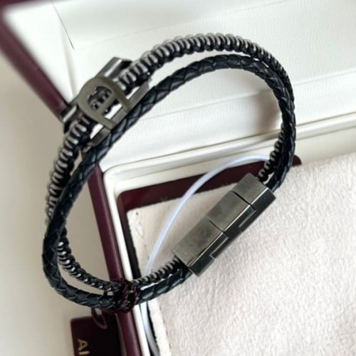اسوارة aigner