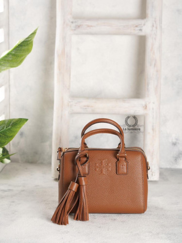 شنطة tory burch