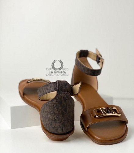 حذاء michael kors