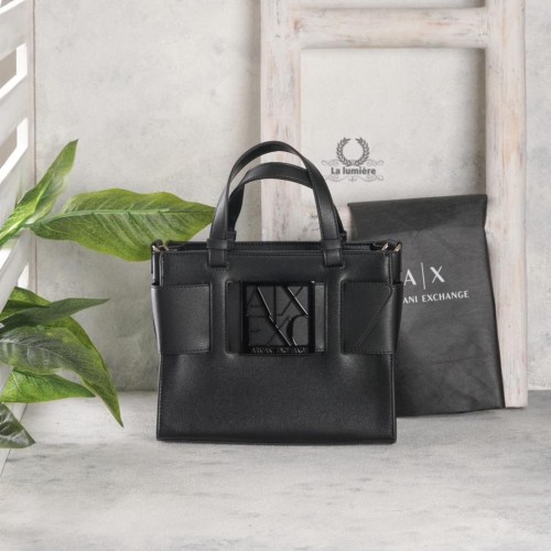 شنطة Armani Exchange