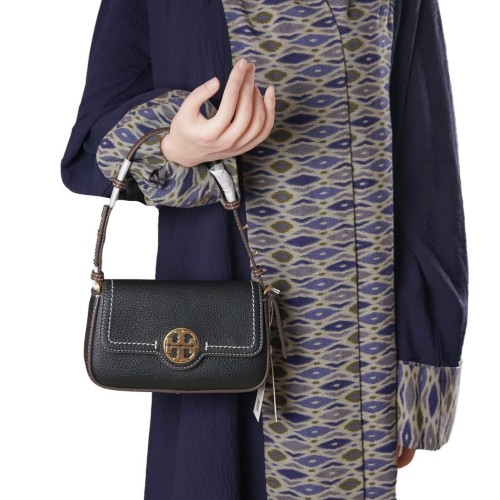 شنطة tory burch