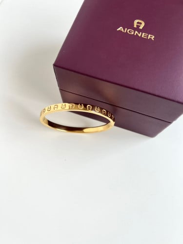 اسوارة aigner