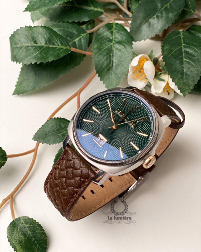 ساعة cerruti