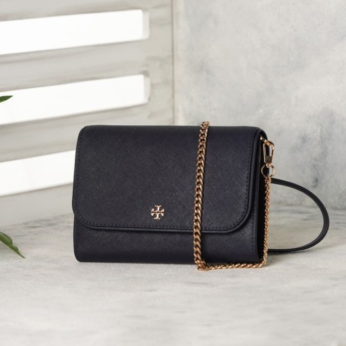 شنطة tory burch