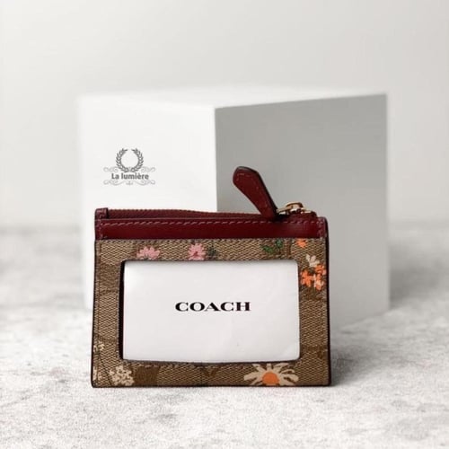 محفظة coach