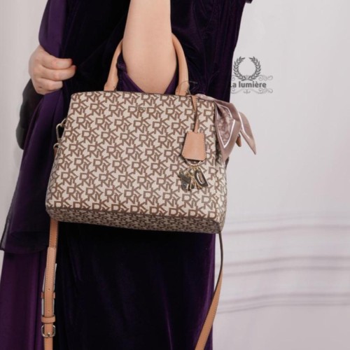 شنطة dkny