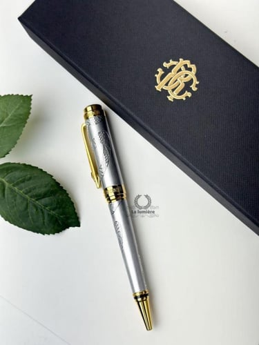 قلم roberto cavalli