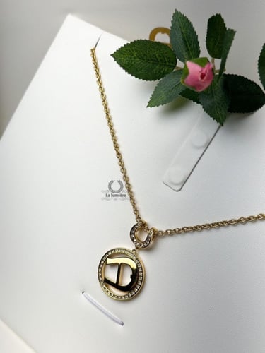 سلسال طويل aigner