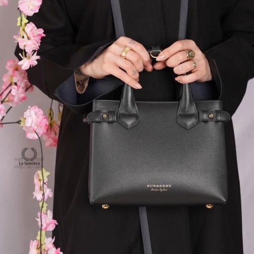 شنطة burberry