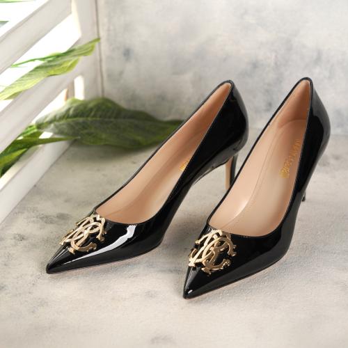 حذاء roberto cavalli