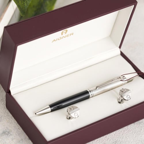 طقم أقنر كبك + قلم