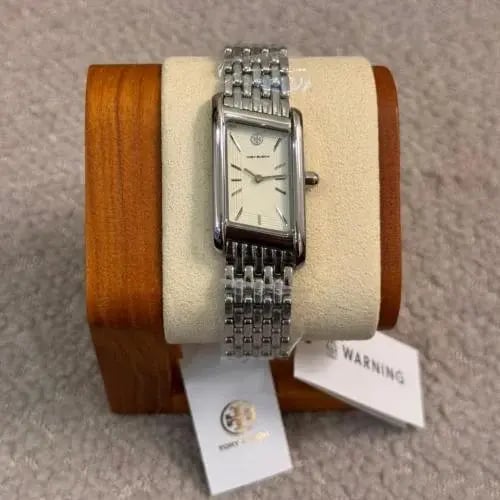 ساعة Tory burch