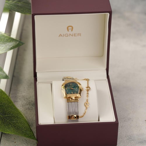 ساعة aigner