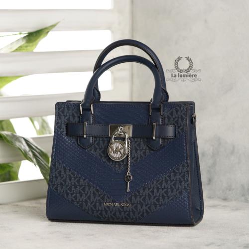 شنطة michael kors