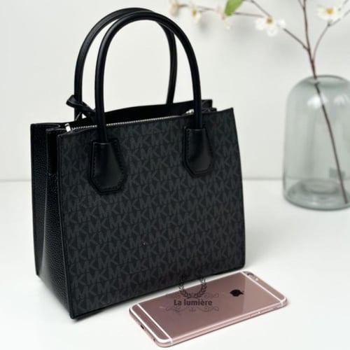 شنطة michael kors