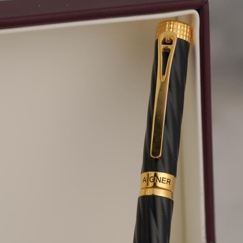 طقم قلم + كبك aigner