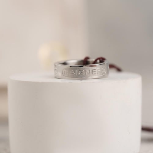 خاتم نسائي Aigner