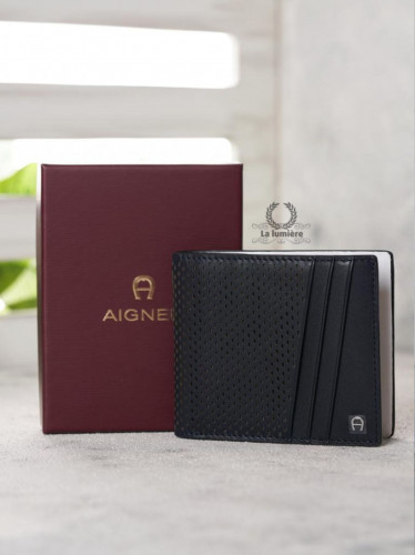 محفظة aigner