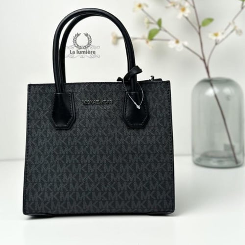 شنطة michael kors