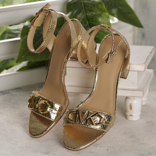 حذاء michael kors