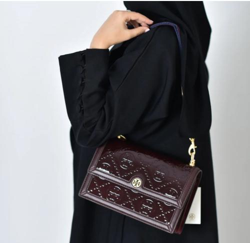 شنطة tory burch